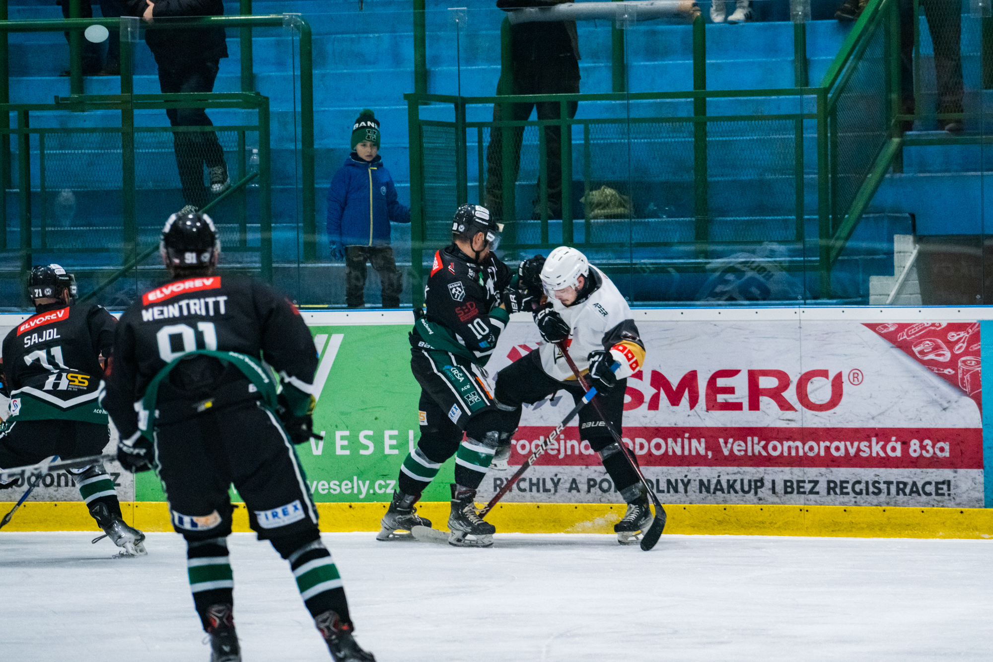 Je to tam! Bank s podporou tm patncti stovek fanouk porazil Techniku a zahraje si playoff!